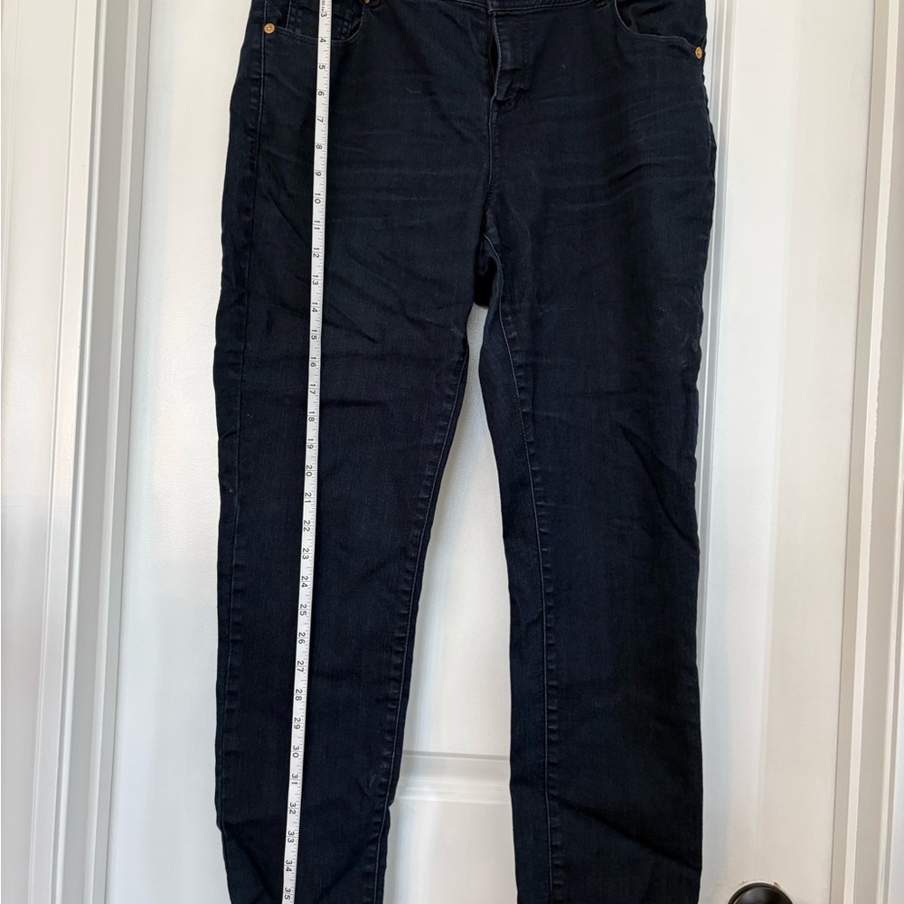 APT. 9 Women's Skinny Jeans Dark Blue Modern Fit Stretch Denim 12 Regular
